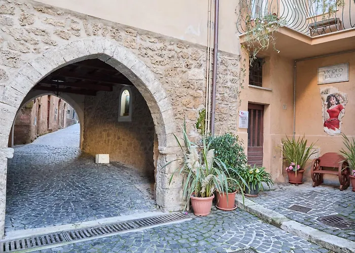 Lollo House Subiaco - nel cuore del Borgo Opifici